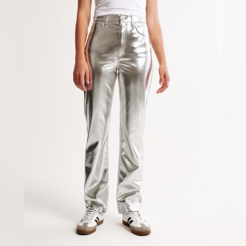 Abercrombie & Fitch Curve Love 90’s Straight Leg Ultra High Rise Metallic Pant